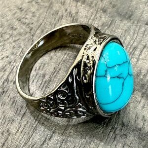 Blue Silver Jewelry Ring with Intricate Design